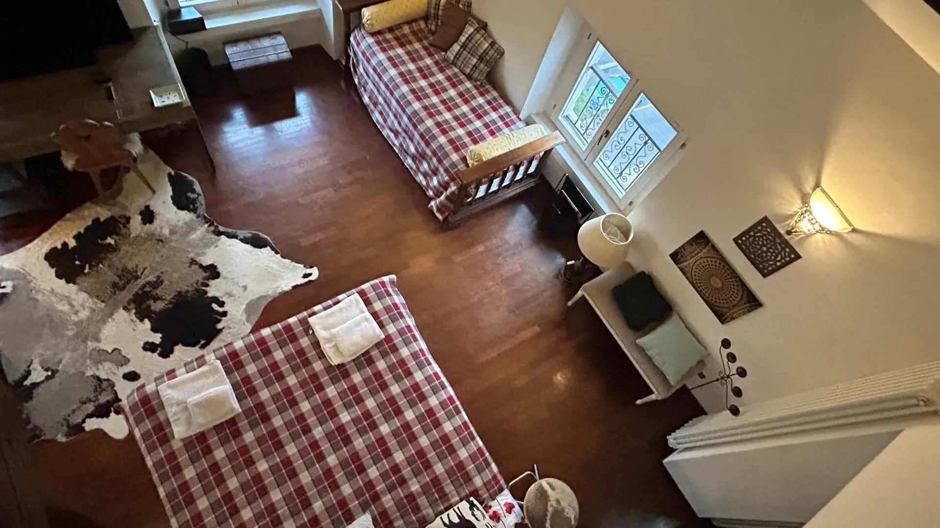 Casa Tiare, Artsy Apartment Zona Brera Moscova Milan